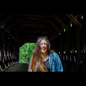 Meet your Posher, Riley